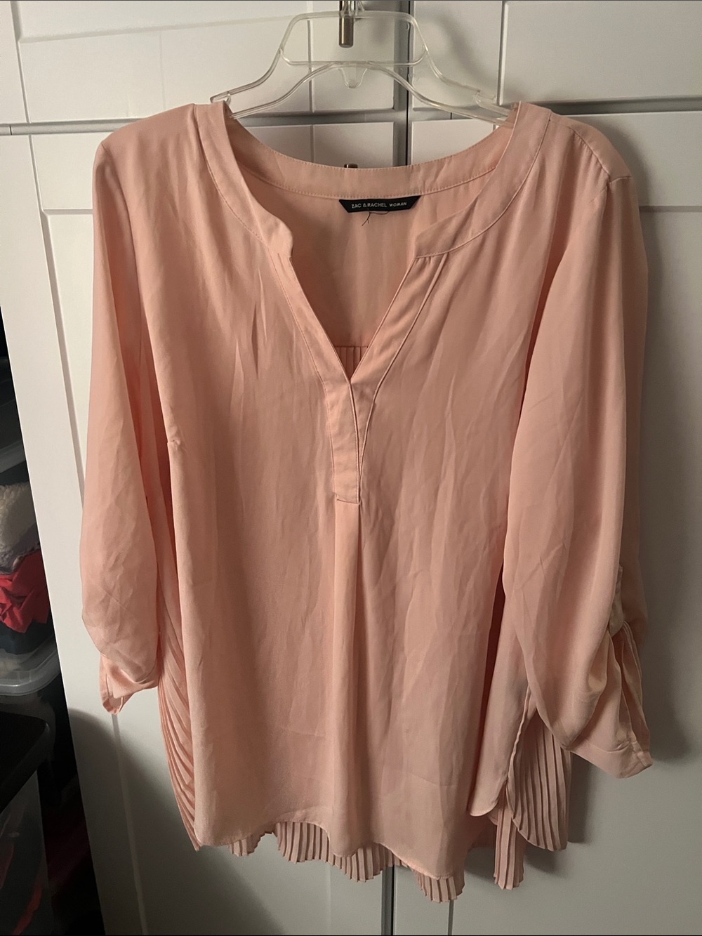 Zac & Rachel Blush Pink Pleated-Hem V-Neck Tunic
